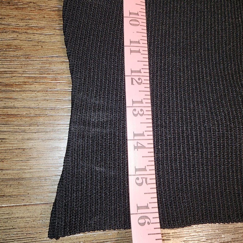 Quince Cropped Square Neck Ribbed Knit Tank NWT Black Small - Picture 3 of 8